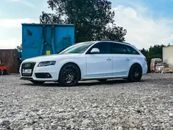 Weiß Gebraucht 2009 Audi S4 Ambiente Kombi | 14.500 €