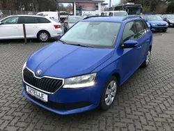 Blau Gebraucht 2021 Skoda Fabia Ambition Kombi | 6.999 €