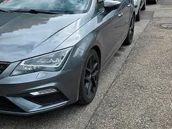 Grau Gebraucht 2015 Seat Leon ST FR Kombi | 9.450 € (Fairer Preis)