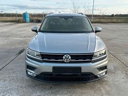 Grau Gebraucht 2016 VW Tiguan SUV | 11.600 € (Teuer)