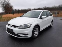 Weiß Gebraucht 2017 VW Golf VII Sound Kombi | 9.990 € (Guter Preis)