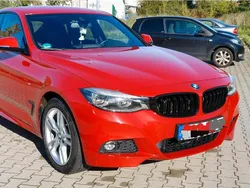 Rot Gebraucht 2018 BMW 320 M Sport Limousine | 29.500 €