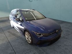 Blau Gebraucht 2024 VW Golf VIII R Kombi | 46.150 €