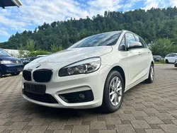 Weiß Gebraucht 2015 BMW 214 Van / Kleinbus | 8.950 €