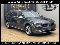 Grau Gebraucht 2020 VW Passat Alltrack Kombi | 25.490 € (Fairer Preis)