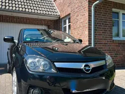 Schwarz Gebraucht 2005 Opel Tigra Cabrio | 2.600 € (Fairer Preis)