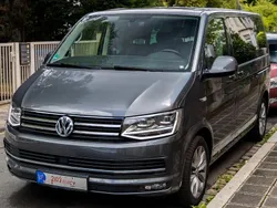 Grau Gebraucht 2016 VW T6 Highline Van | 36.190 € (Guter Preis)