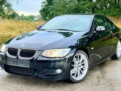 Schwarz Gebraucht 2011 BMW 320 M Sport Coupé | 12.390 € (Teuer)