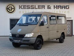 Gelboliv, matt Gebraucht 2001 Mercedes Sprinter Van | 26.999 €