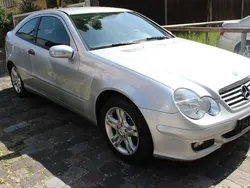 Silber Gebraucht 2005 Mercedes C180 Coupé | 6.990 € (Teuer)