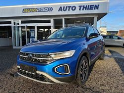Blau Neu 2025 VW T-Roc Style SUV | 30.490 € (Superpreis)