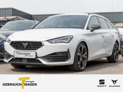 Weiß Gebraucht 2024 Cupra Leon VZ Kombi | 29.980 € (Superpreis)