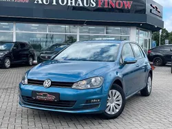 Blau Gebraucht 2015 VW Golf VII Trendline Kleinwagen | 11.990 € (Guter Preis)