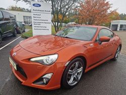 Orange Gebraucht 2015 Toyota GT86 Basis Coupé | 15.990 € (Guter Preis)
