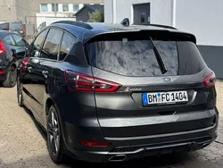 Grau Gebraucht 2021 Ford S-MAX ST-Line Van / Kleinbus | 29.999 € (Etwas zu teuer)