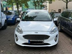 Weiß Gebraucht 2017 Ford Fiesta Titanium Kleinwagen | 7.500 € (Guter Preis)