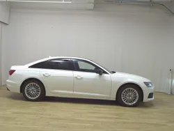 Weiss Gebraucht 2021 Audi A6 Design Limousine | 25.480 € (Guter Preis)
