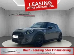 Grau (moonwalk grey (metallic)) (metallic) Gebraucht 2020 Mini Cooper S Kleinwagen | 20.490 € (Superpreis)