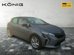 Grau Gebraucht 2024 Renault Clio V Evolution Limousine | 18.998 € (Etwas zu teuer)