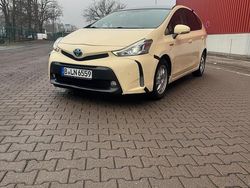 Weiß Gebraucht 2017 Toyota Prius+ Plus Van / Kleinbus | 17.200 € (Teuer)