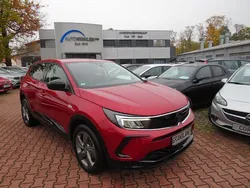 Rot Gebraucht 2024 Opel Grandland X GS Line SUV | 28.390 € (Fairer Preis)