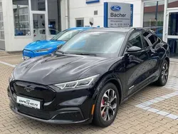 Iridium schwarz Gebraucht 2022 Ford Mustang Mach-E SUV | 38.900 € (Fairer Preis)