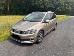 Gelb Gebraucht 2017 VW Touran Sound Van / Kleinbus | 18.500 € (Fairer Preis)