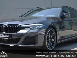 Sophistograu brillanteffekt me Gebraucht 2022 BMW 530 M Sport Kombi | 53.900 €