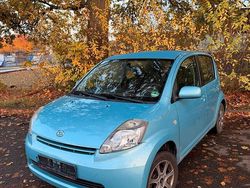 Blau Gebraucht 2006 Daihatsu Sirion Kleinwagen | 1.950 €