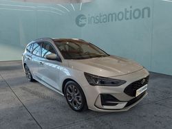 Silber Gebraucht 2023 Ford Focus ST-Line Kombi | 27.650 € (Etwas zu teuer)