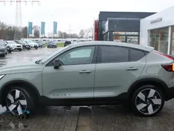 Grün Gebraucht 2022 Volvo C40 Ultimate SUV | 37.950 € (Fairer Preis)