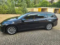 Grau Gebraucht 2020 VW Passat Business Kombi | 22.999 € (Fairer Preis)