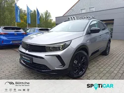 Lackierung schwarz perla nera/metallic klarlack Gebraucht 2024 Opel Grandland X GS Line SUV | 30.990 € (Teuer)