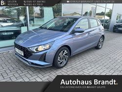 Blau Neu 2025 Hyundai i20 Trend Limousine | 20.990 € (Guter Preis)