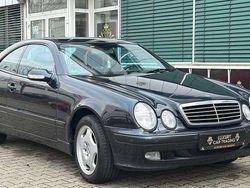 Blau Gebraucht 2001 Mercedes CLK200 Avantgarde Coupé | 5.500 € (Etwas zu teuer)