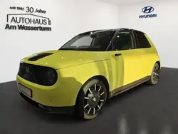 Brigth yellow / acid yellow m. Gebraucht 2021 Honda e Advance Kleinwagen | 15.999 € (Guter Preis)
