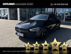 Lack kosmosschwarz Gebraucht 2024 Mercedes CLA250e Shooting Brake AMG Kombi | 45.960 €