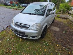 Silber Gebraucht 2006 Opel Meriva Van / Kleinbus | 1.800 € (Fairer Preis)