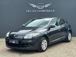 Grau Gebraucht 2013 Renault Mégane III Limousine | 6.590 € (Fairer Preis)