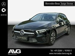 Unilack nachtschwarz Gebraucht 2020 Mercedes A180 Style Limousine | 23.950 € (Fairer Preis)