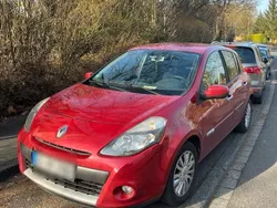 Andere außenfarben Gebraucht 2010 Renault Clio II Kleinwagen | 3.500 €