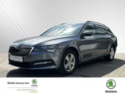 Graphitegrau Gebraucht 2022 Skoda Superb Ambition Kombi | 26.480 € (Fairer Preis)