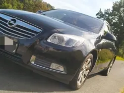 Schwarz Gebraucht 2012 Opel Insignia Innovation Kombi | 8.250 €