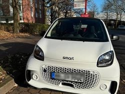 Weiß Gebraucht 2021 Smart ForTwo Electric Drive Kleinwagen | 11.500 € (Etwas zu teuer)