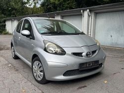 Silber Gebraucht 2008 Toyota Aygo Kleinwagen | 3.549 € (Etwas zu teuer)