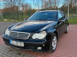 Schwarz Gebraucht 2005 Mercedes C200 Kombi | 3.150 € (Teuer)
