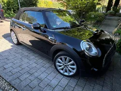 Schwarz Gebraucht 2017 Mini Cooper Kleinwagen | 14.900 € (Fairer Preis)