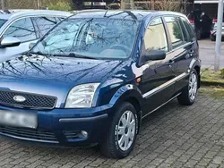 Blau Gebraucht 2004 Ford Fusion Limousine | 1.900 € (Fairer Preis)