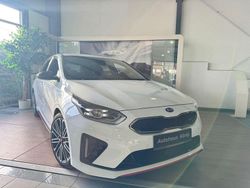 Weiß Gebraucht 2020 Kia Ceed GT Limousine | 21.950 € (Fairer Preis)