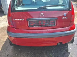 Rot Gebraucht 2003 Citroën C3 Kleinwagen | 1.400 €